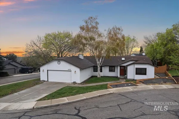 $649,900 | 6779 North Fairhill Place, Boise, ID 83714