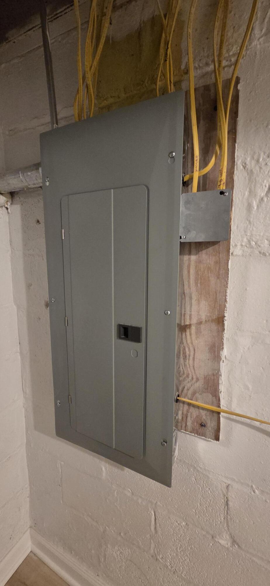 7325 Locust Avenue Gary, IN 46403 - Photo 112 of 136 a view of a small space