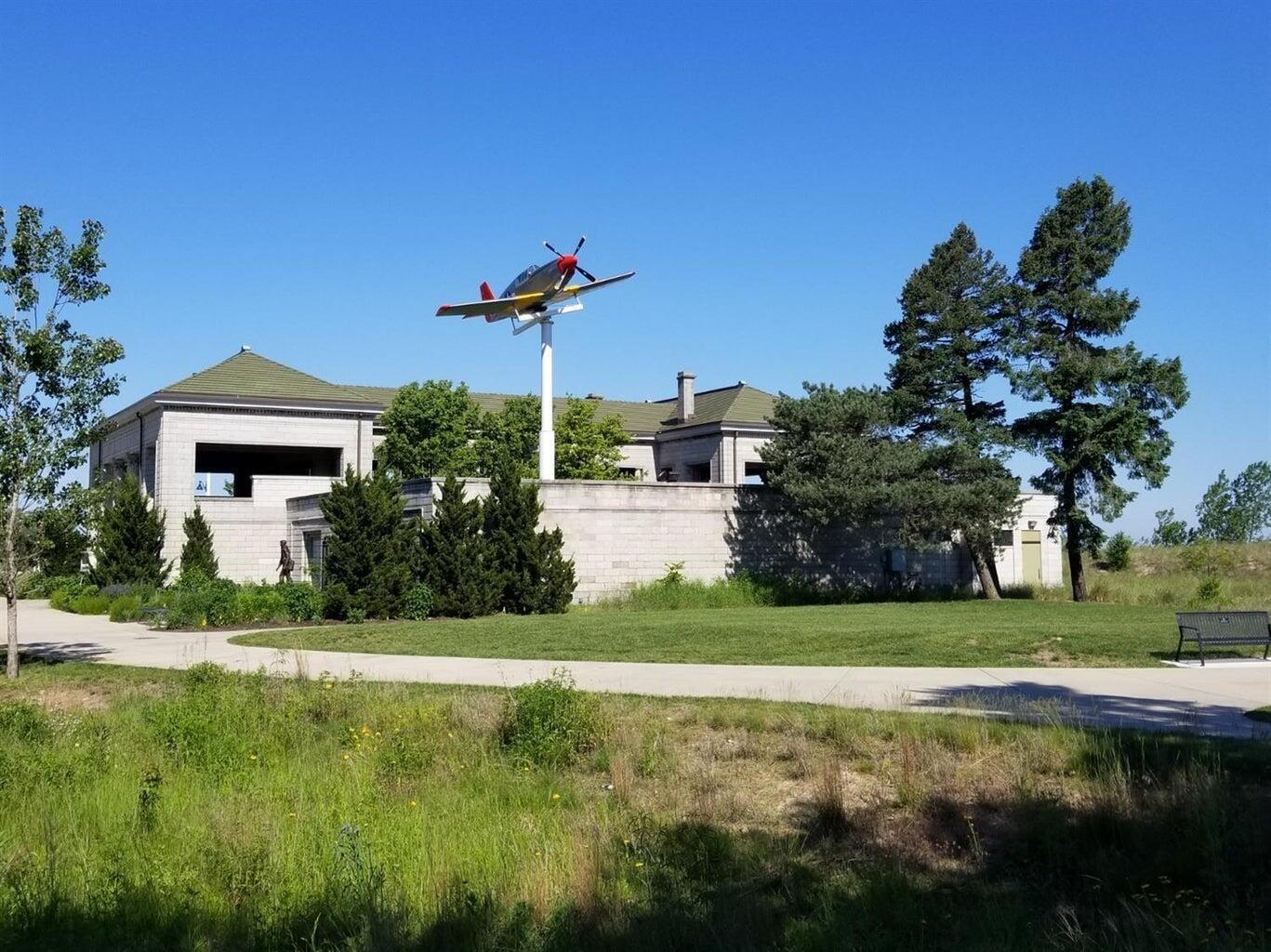 7325 Locust Avenue Gary, IN 46403 - Photo 127 of 136 1367x1024