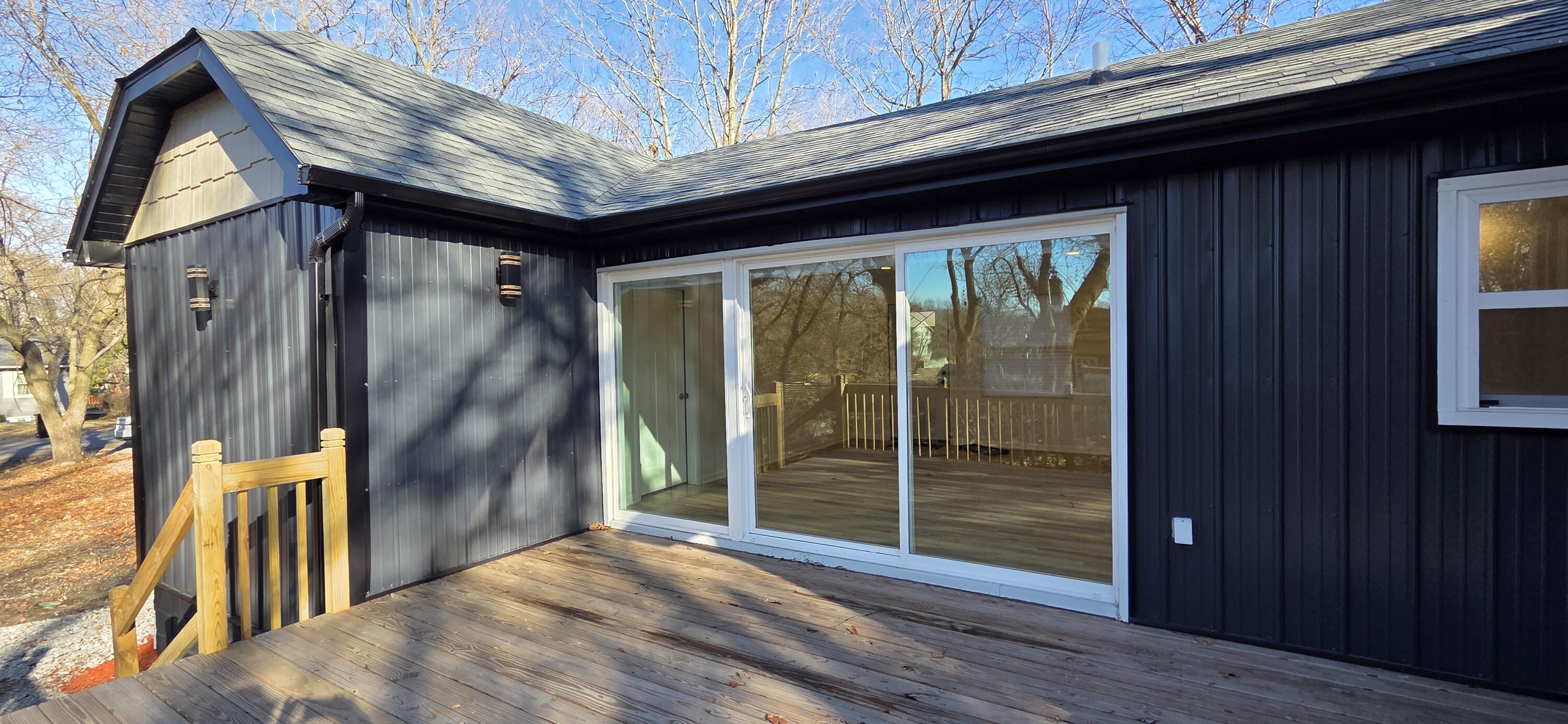 7325 Locust Avenue Gary, IN 46403 - Photo 8 of 136 3000x1386