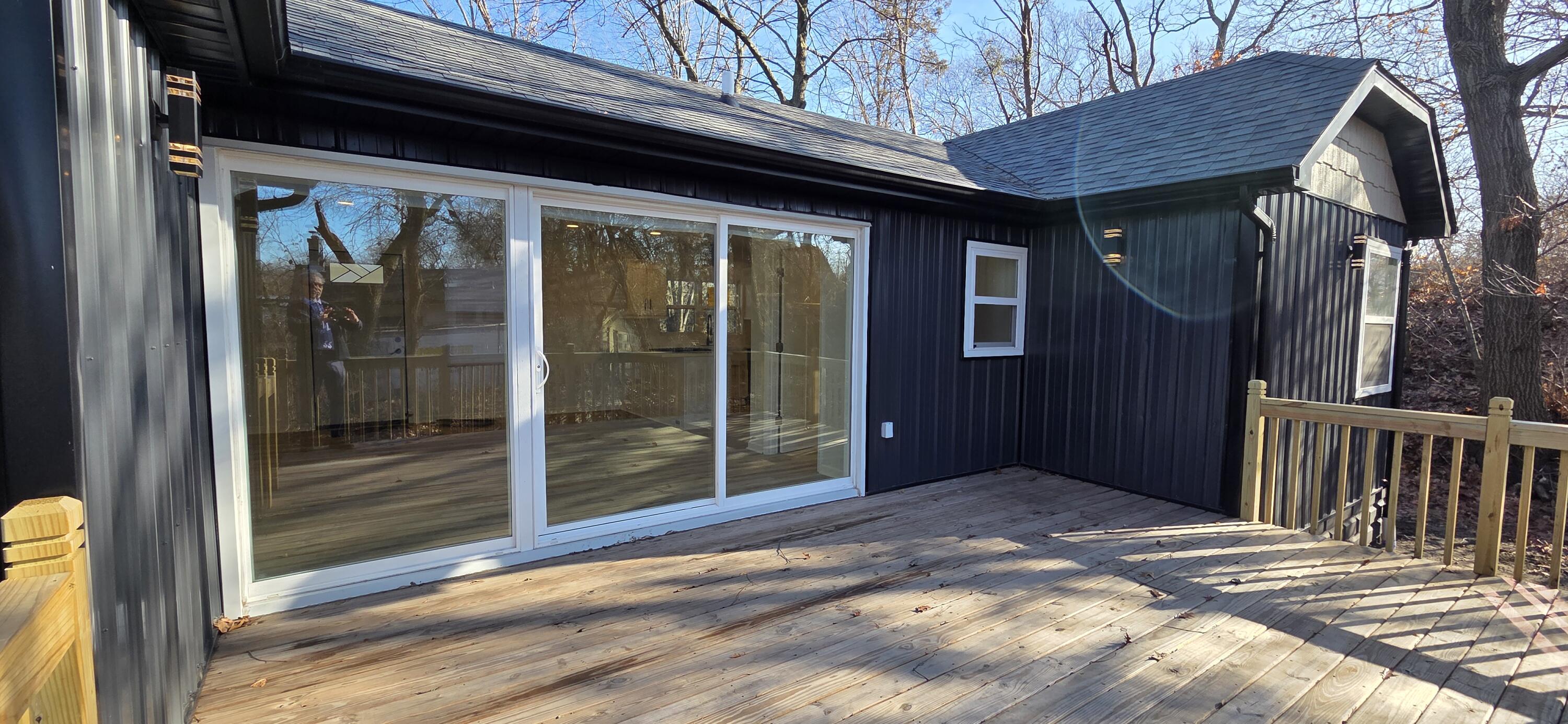 7325 Locust Avenue Gary, IN 46403 - Photo 9 of 136 3000x1386