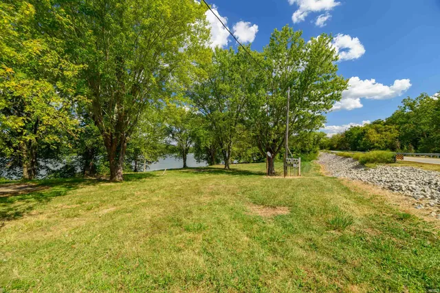 $44,500 | 1 State Road 156, Patriot, IN 47038