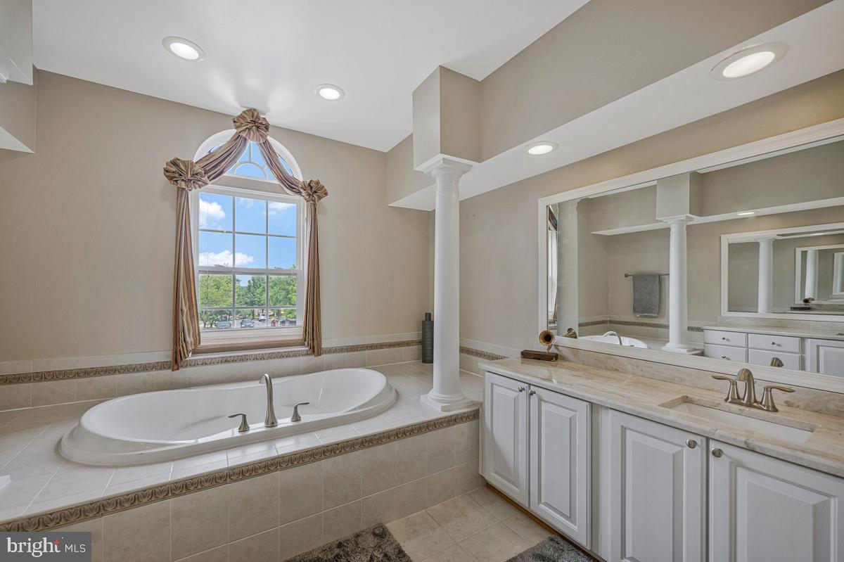 1117 Horizon View Place Accokeek, MD 20607 - Photo 39 of 59 Elegant bathroom with natural light.