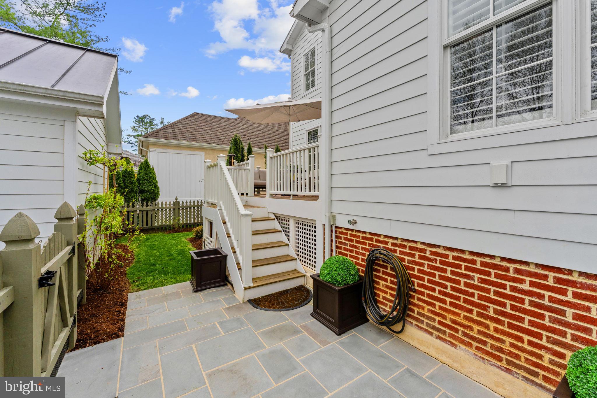 105 Reed Street Middleburg, VA 20117 - Photo 60 of 62 a house with a outdoor space