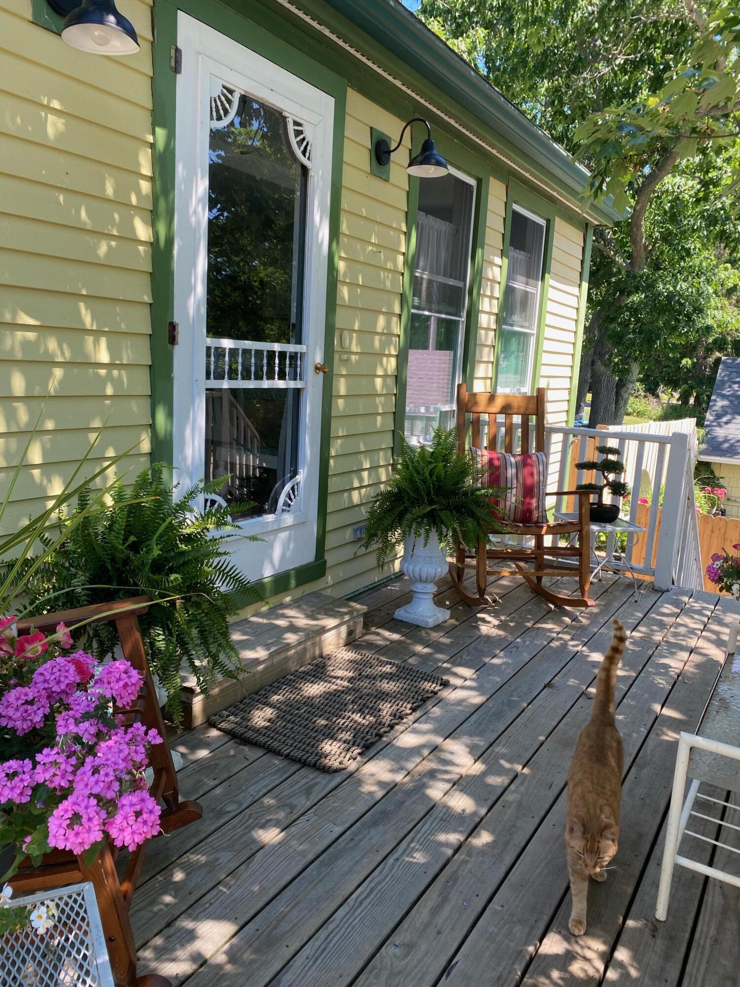 172 Two Lights Road Cape Elizabeth, ME 04107 - Photo 2 of 30 image1