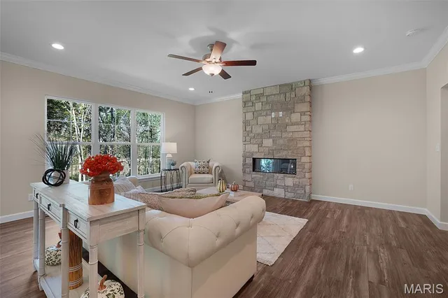 $867,825 | 5 Schaper Farms Court, Unit LOT 6), Foristell, MO 63348