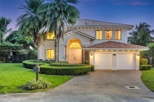 a view of a basketball court