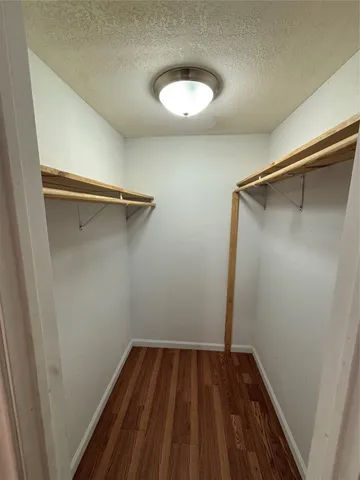 $1,100 | 5520 Menard Avenue, Unit 2, Galveston, TX 77551