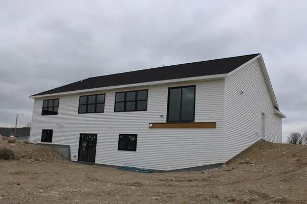 $595,000 | 947 Drumlin Drive, Kewaskum, WI 53040