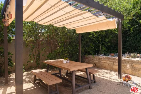 $799,000 | 5817 Arroyo Drive, Los Angeles, CA 90042