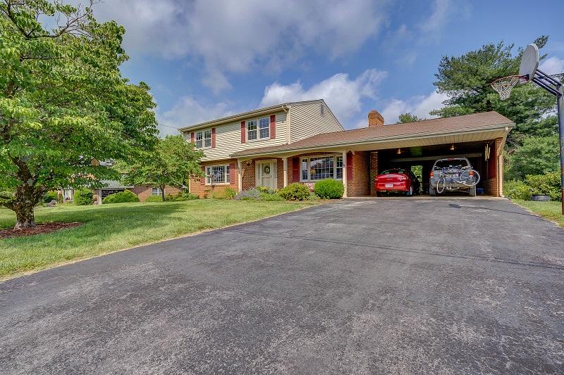 627 Olney Road Vinton, VA 24179 - Photo 2 of 43 a view of house with outdoor space and parking