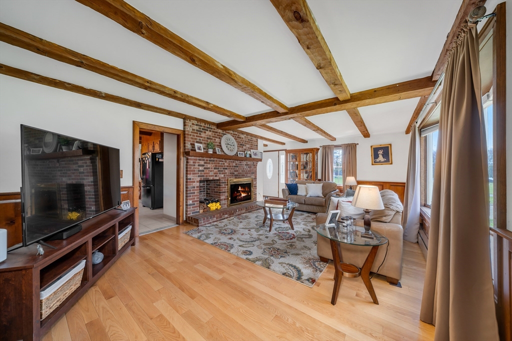 10 Cote Street Amesbury, MA 01913 - Photo 3 of 30