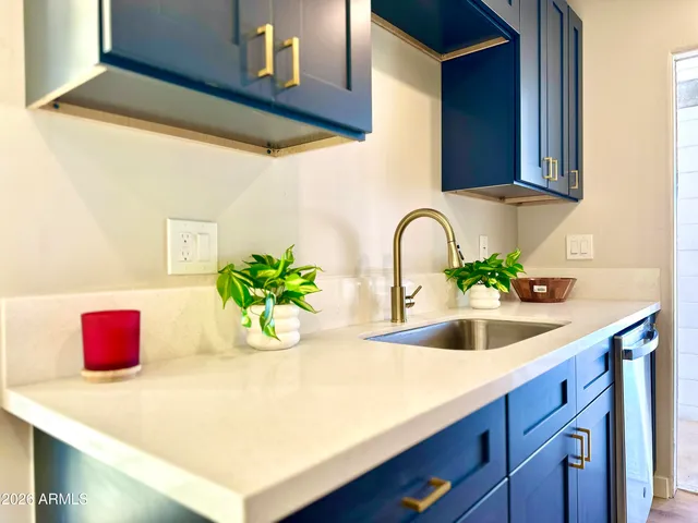 $364,900 | 524 South Saguaro Drive, Apache Junction, AZ 85120