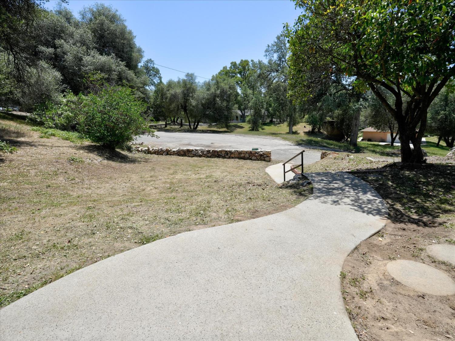 49020 Manzanita Road Oakhurst, CA 93644 - Photo 56 of 61