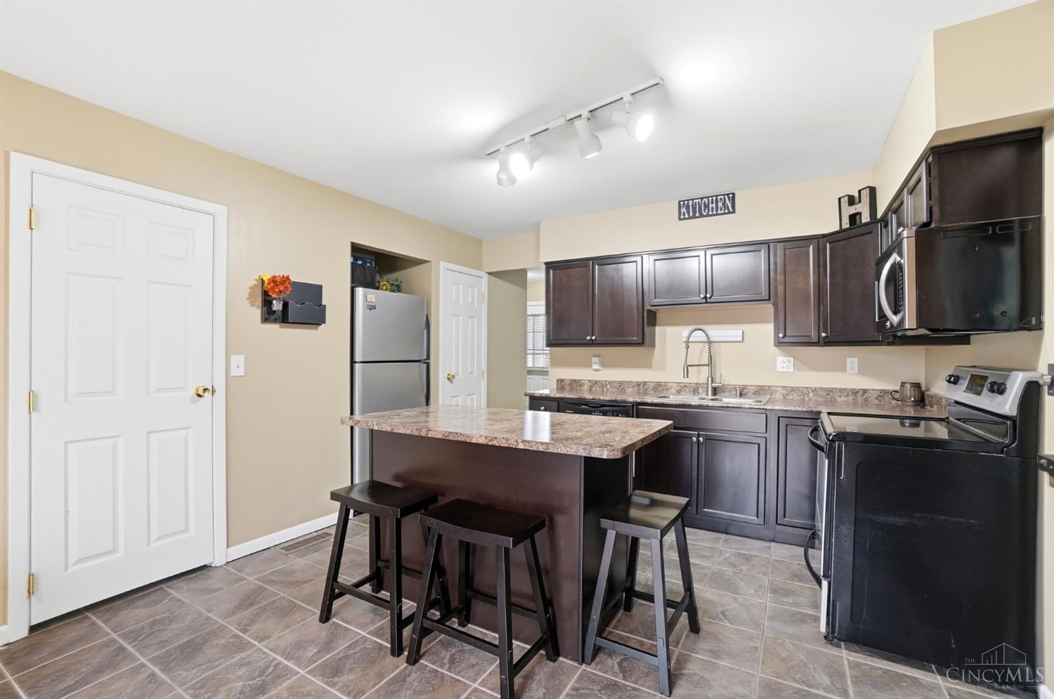 603 Ridge Road Lebanon, OH 45036 - Photo 13 of 35 Gallery Image 13