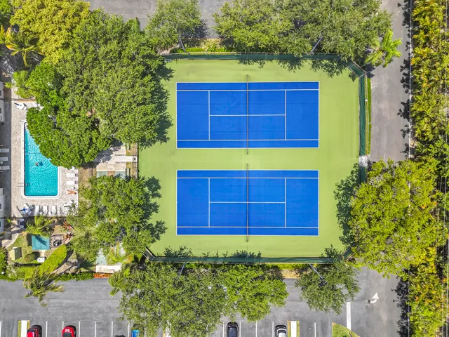 $429,900 | 6487 Bay Club Drive, Unit 4, Fort Lauderdale, FL 33308