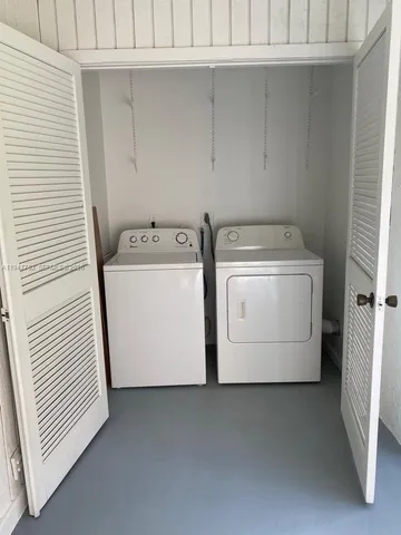 $1,900 | 4171 Oak Terrace Drive, Unit 4171, Greenacres, FL 33463