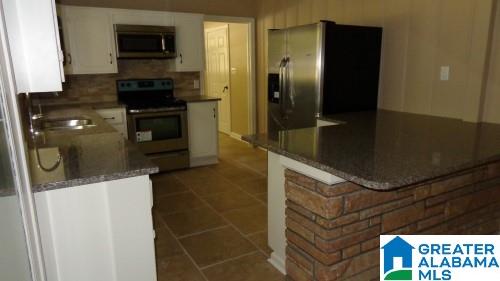 428 Sun Valley Road Birmingham, AL 35215 - Photo 12 of 32