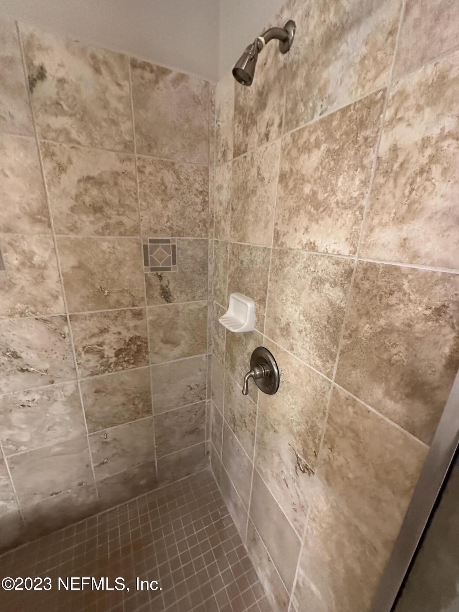 2014 Pond Ridge Court, Unit 1104 Fleming Island, FL 32003 - Photo 23 of 35 Owners shower