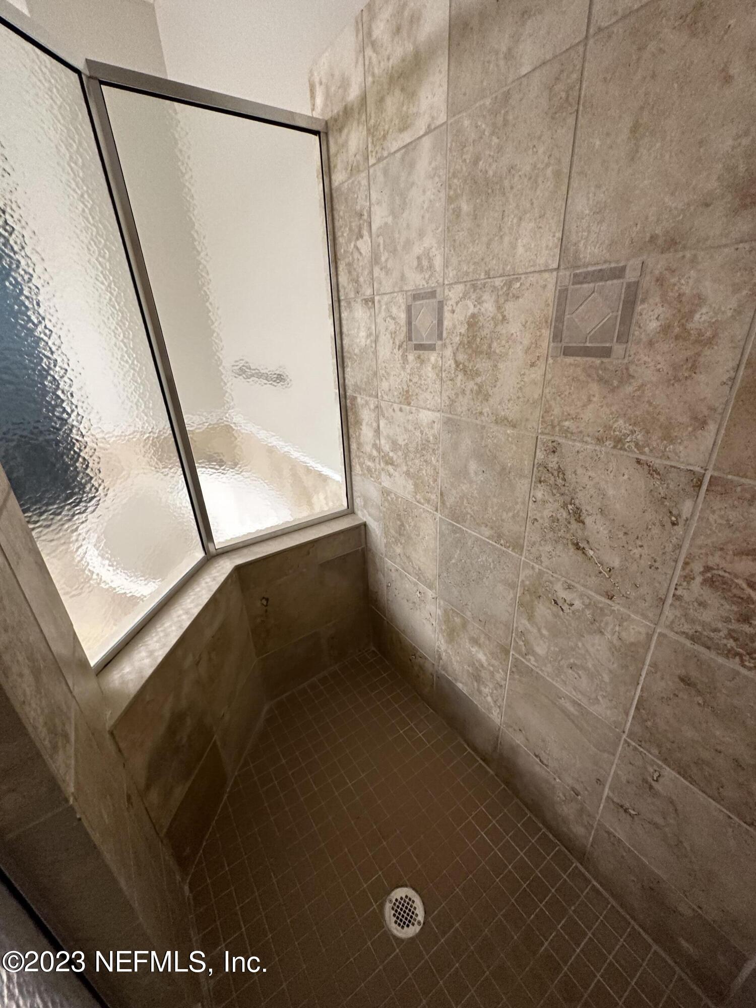 2014 Pond Ridge Court, Unit 1104 Fleming Island, FL 32003 - Photo 24 of 35 Owners shower