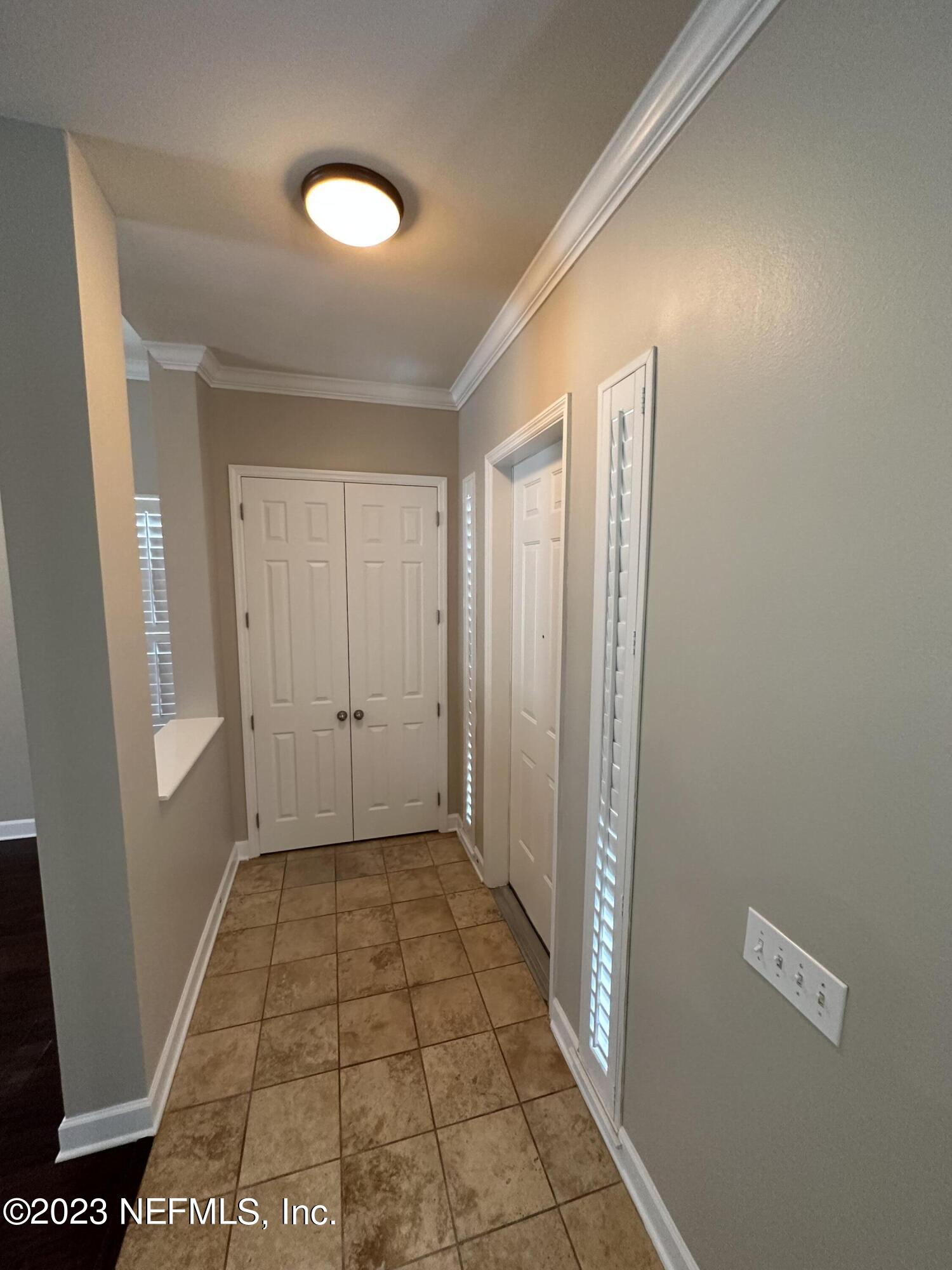 2014 Pond Ridge Court, Unit 1104 Fleming Island, FL 32003 - Photo 6 of 35 Foyer