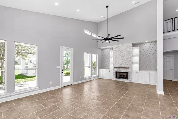 $489,900 | 6210 Royal Palms Court, Gonzales, LA 70737