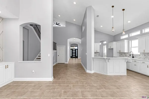 $489,900 | 6210 Royal Palms Court, Gonzales, LA 70737