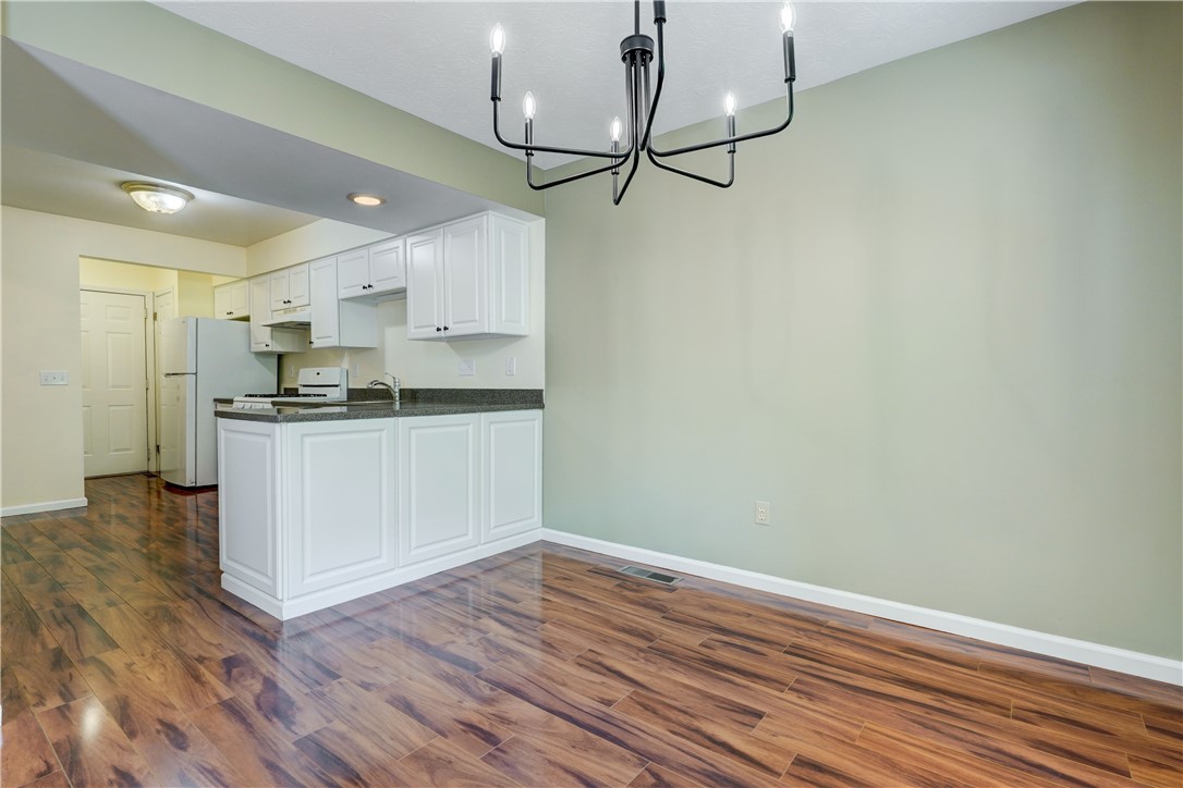 18 Le Marc Court Brighton, NY 14618 - Photo 11 of 23 Kitchen Table Area