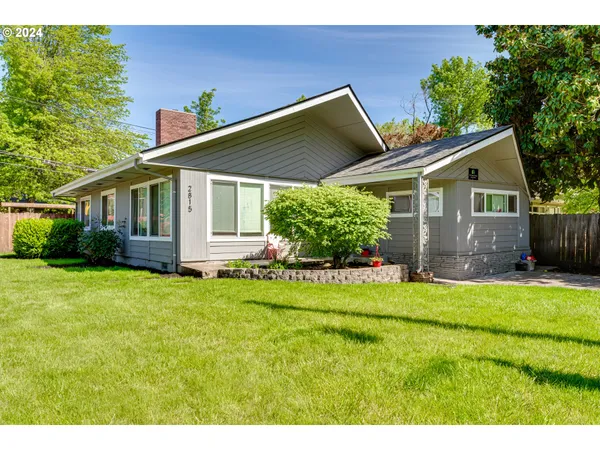 $429,000 | 2815 Hilyard Street, Eugene, OR 97405