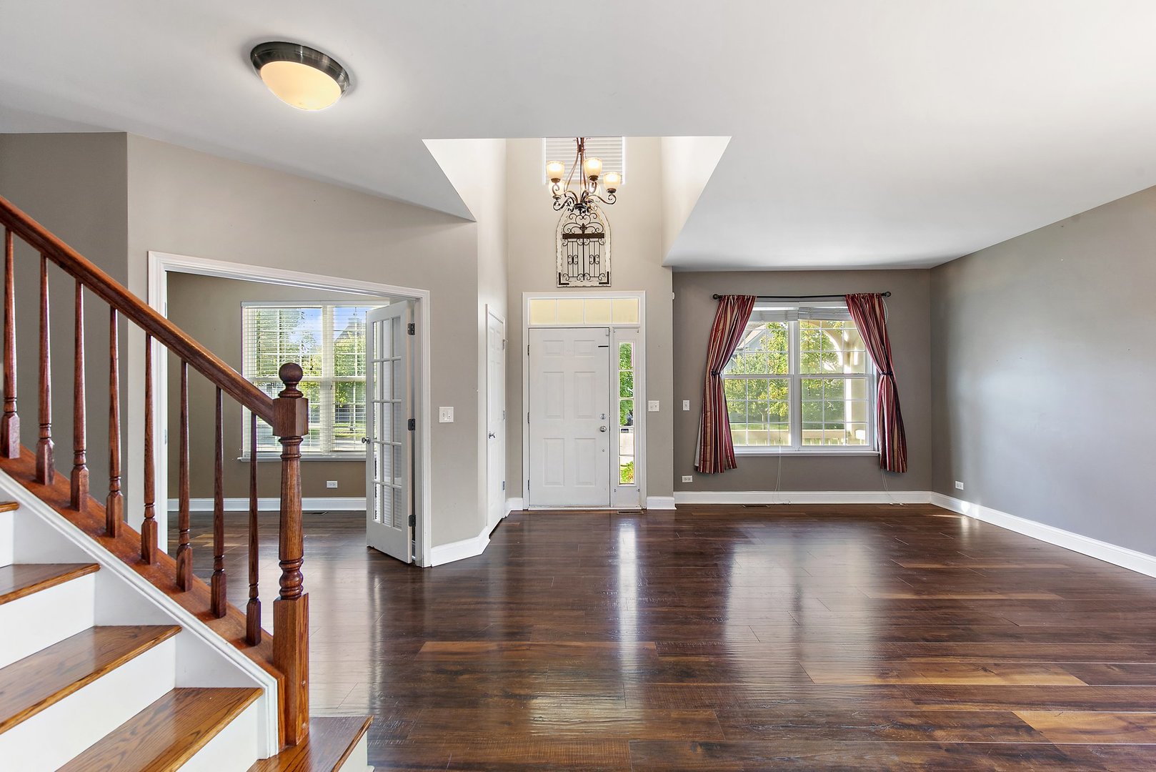345 Shadow Hill Drive Elgin, IL 60124 - Photo 4 of 35 a view of an entryway with wooden floor