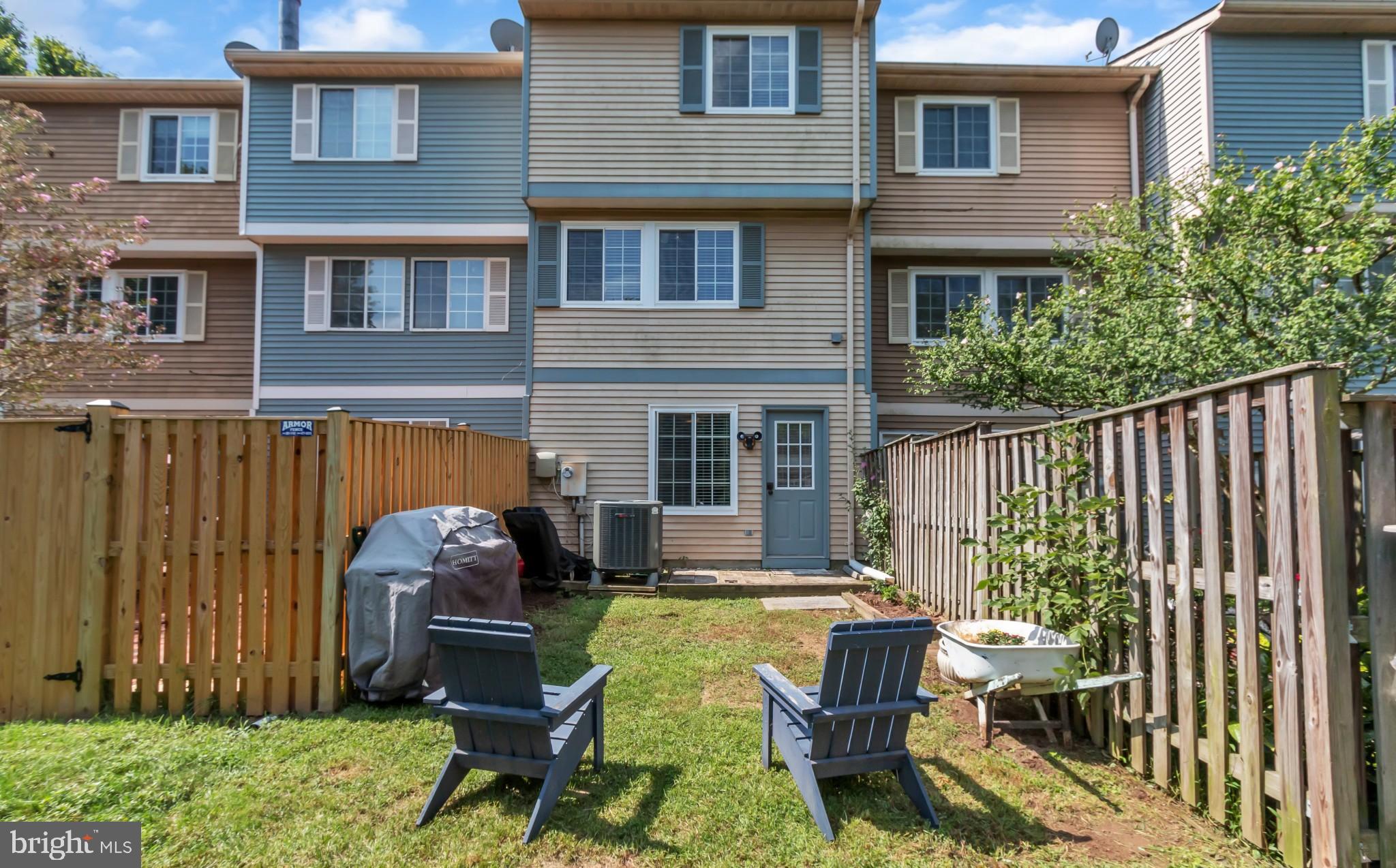12116 Purple Sage Court Reston, VA 20194 - Photo 27 of 29 Gallery Image 27