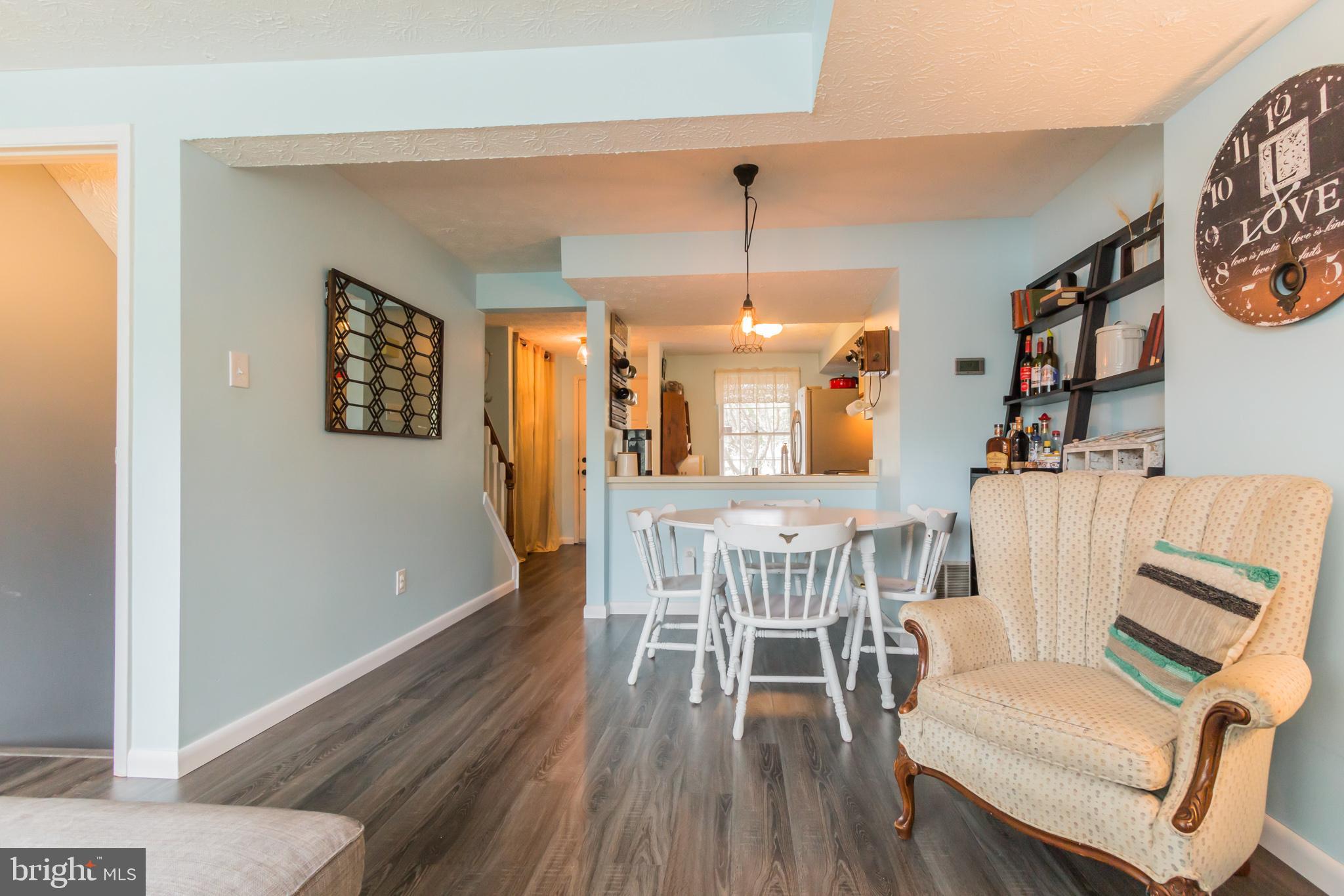 12116 Purple Sage Court Reston, VA 20194 - Photo 6 of 29 Gallery Image 6