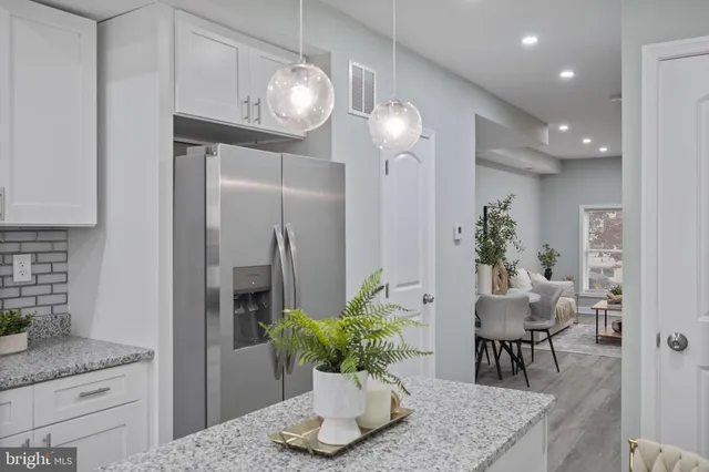 $2,700 | 328 South Macon Street, Baltimore, MD 21224