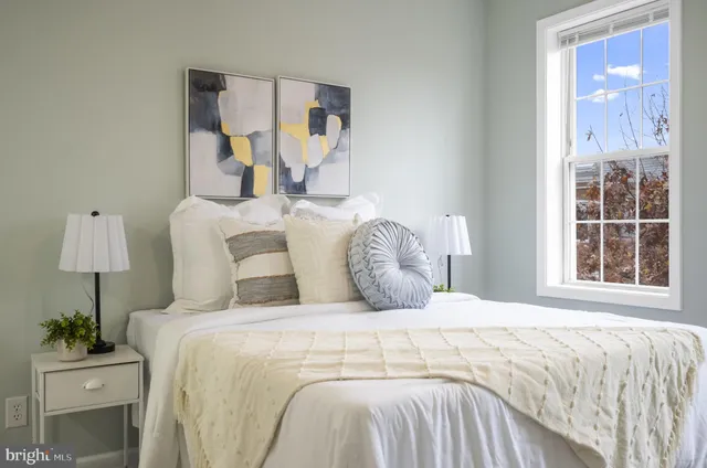 $2,700 | 328 South Macon Street, Baltimore, MD 21224