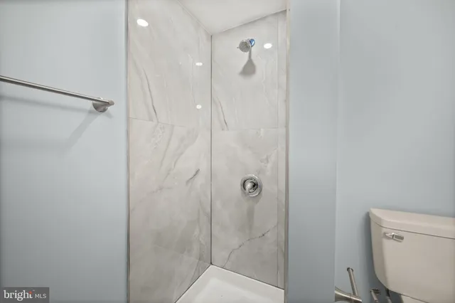 $2,700 | 328 South Macon Street, Baltimore, MD 21224