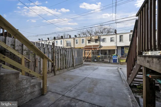 $2,700 | 328 South Macon Street, Baltimore, MD 21224