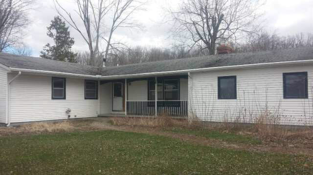 15600 Falk Road Holly, MI 48442 - Photo 5 of 26 21136404-4.JPG