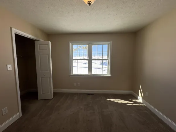 $419,900 | 32 Riverhead Drive, Staunton, VA 24401