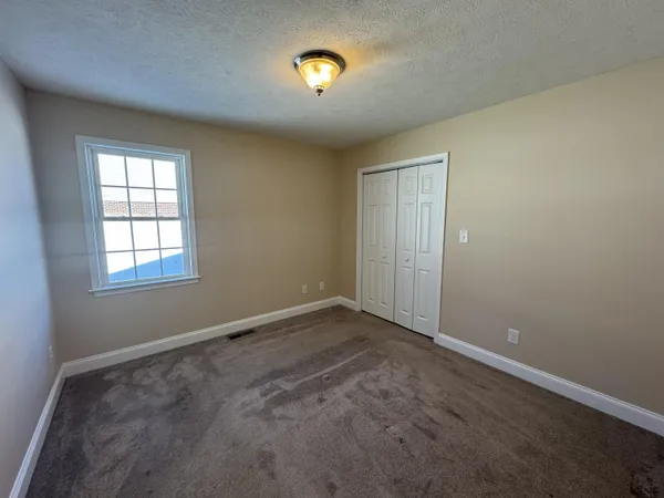 $419,900 | 32 Riverhead Drive, Staunton, VA 24401