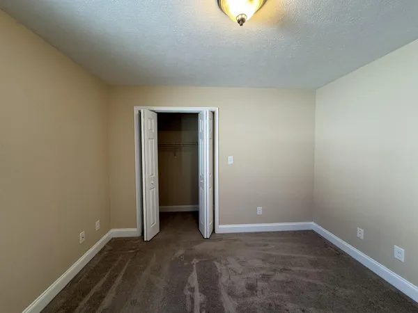 $419,900 | 32 Riverhead Drive, Staunton, VA 24401