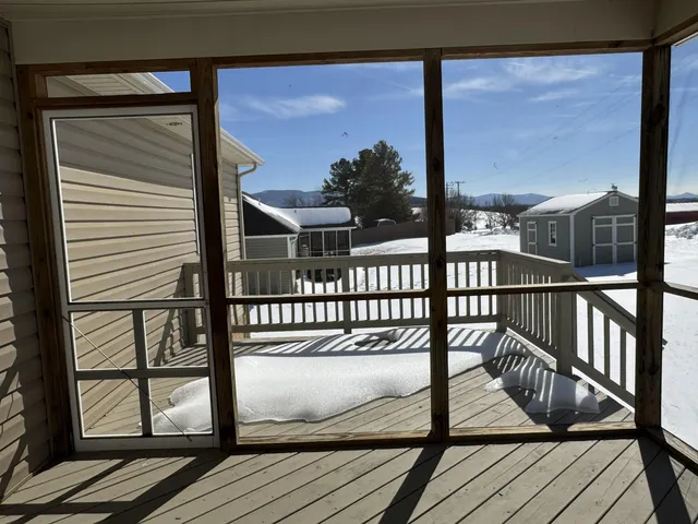 $429,900 | 32 Riverhead Drive, Staunton, VA 24401