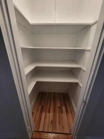 $4,800 | 10 Alton Court, Unit 2, Brookline, MA 02446