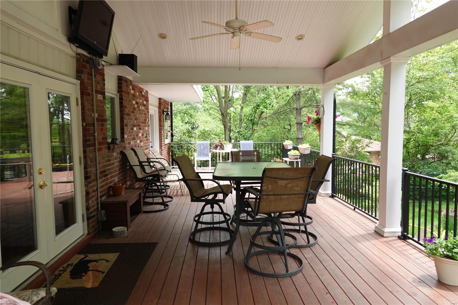 255 Lindemann Road St. Louis, MO 63122 - Photo 3 of 23 Gallery Image 3