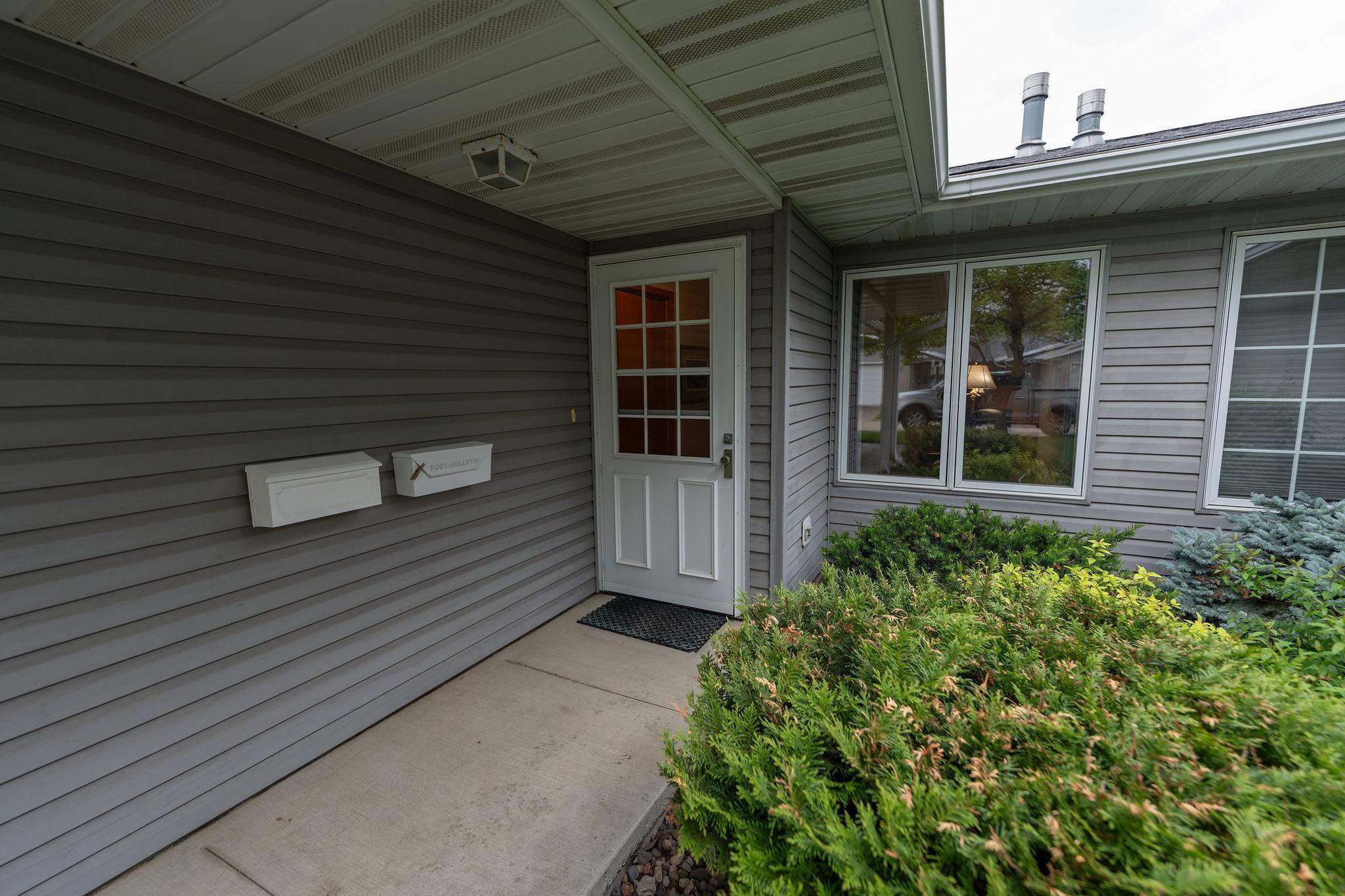 2842 19th Avenue Northwest Rochester, MN 55901 - Photo 2 of 49