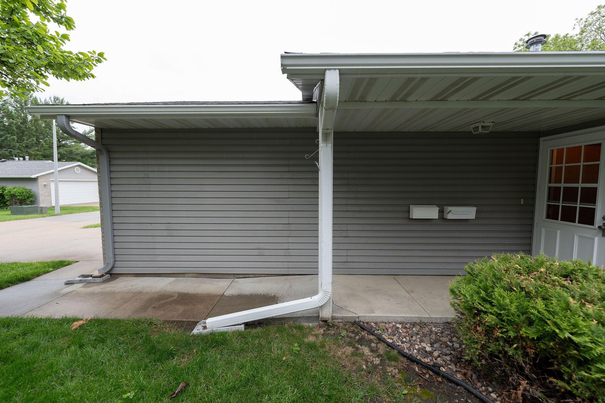 2842 19th Avenue Northwest Rochester, MN 55901 - Photo 38 of 49