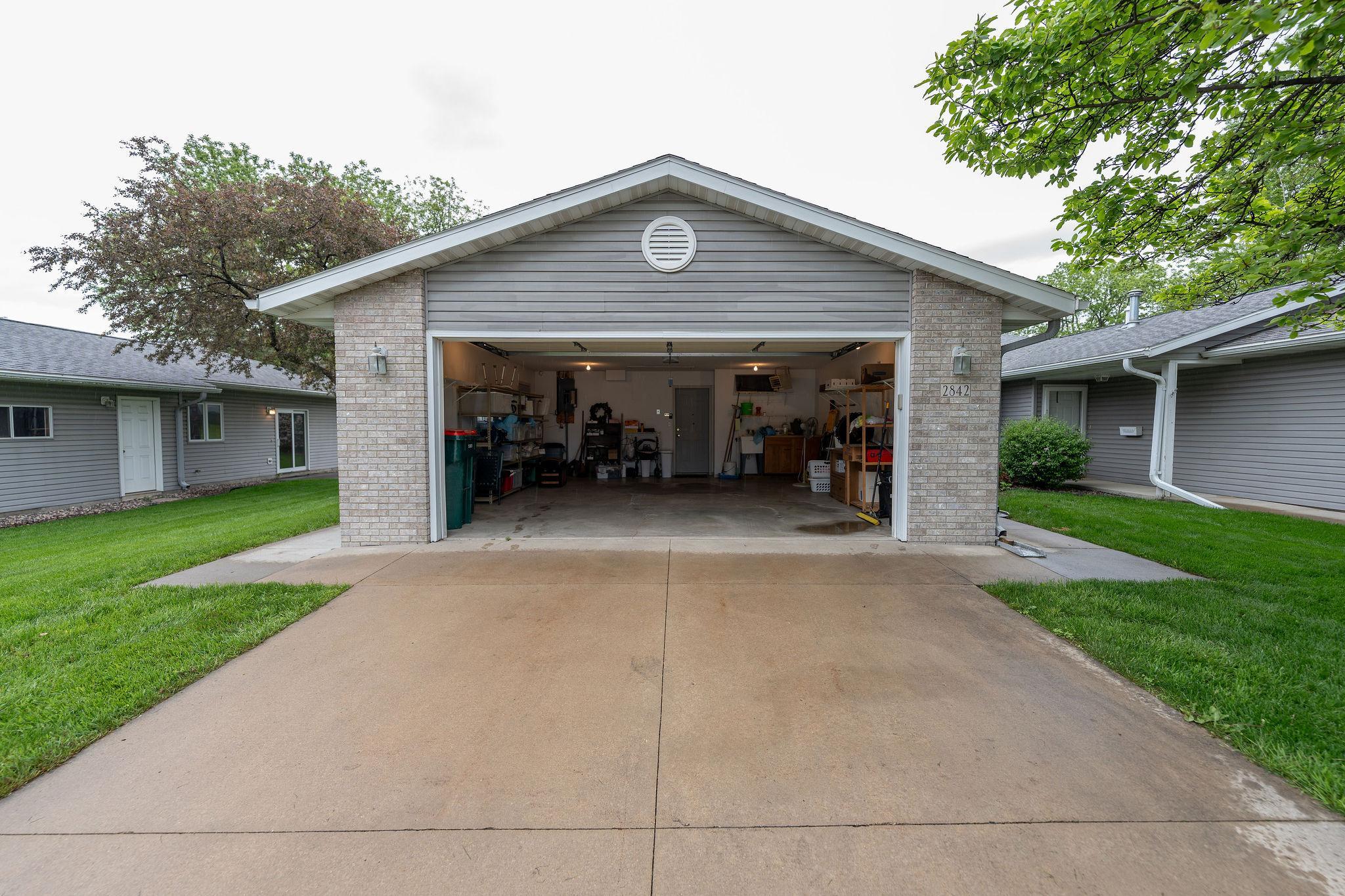 2842 19th Avenue Northwest Rochester, MN 55901 - Photo 41 of 49