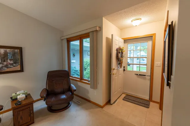 $255,000 | 2842 19th Avenue Northwest, Rochester, MN 55901