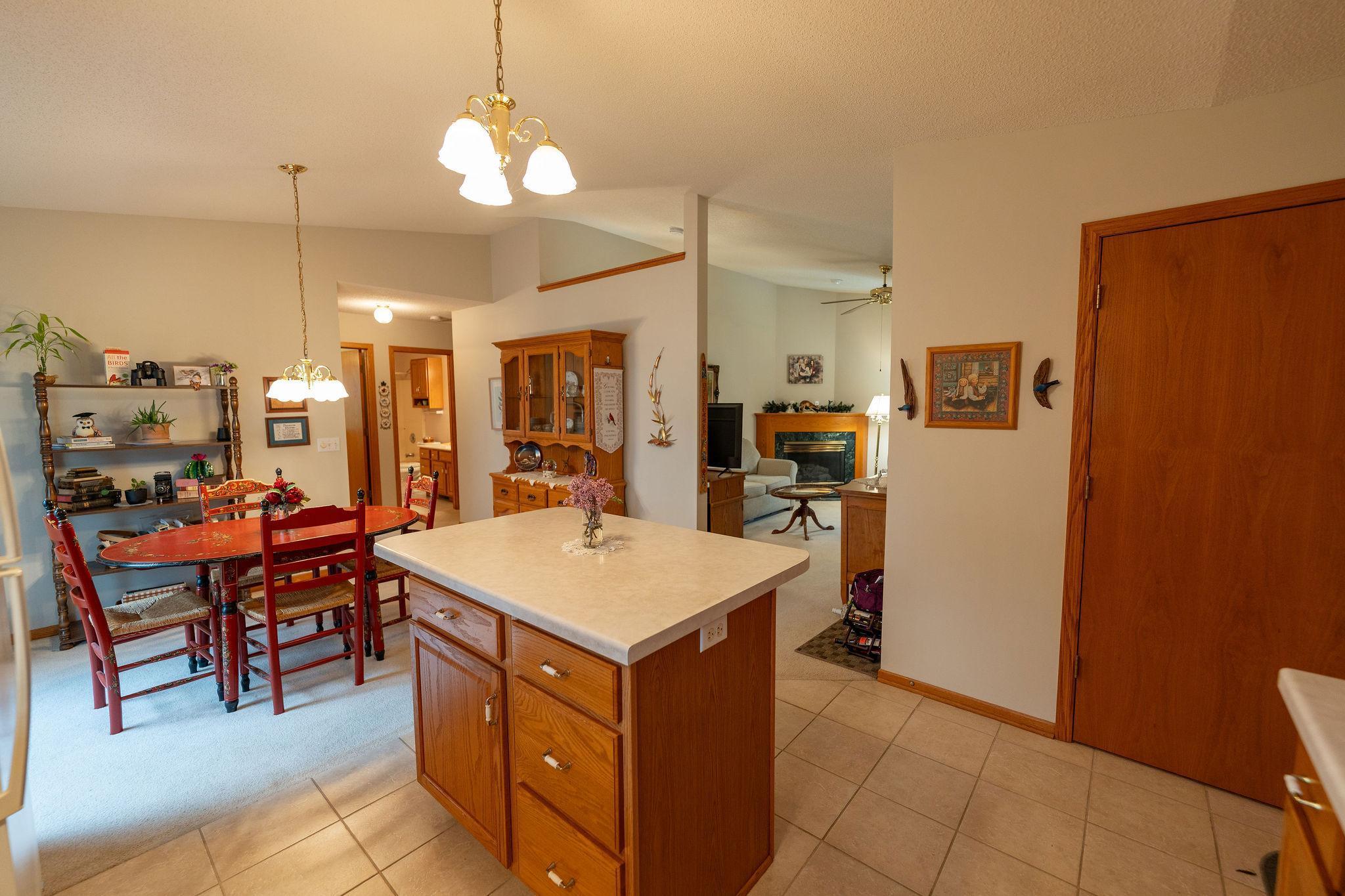 2842 19th Avenue Northwest Rochester, MN 55901 - Photo 8 of 49