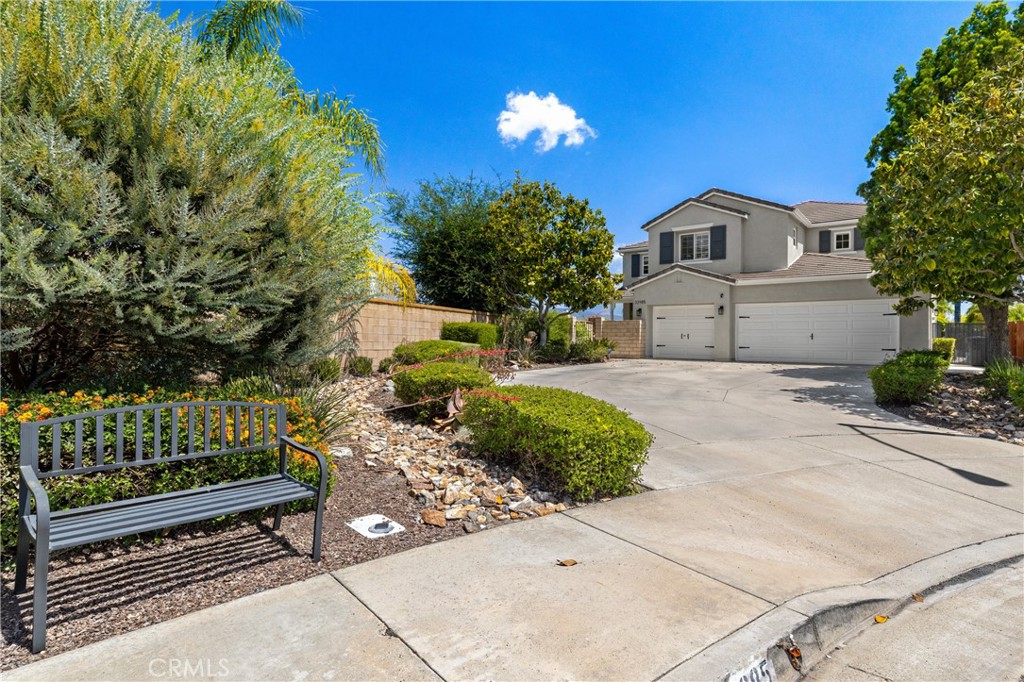 32985 Novara Court Temecula, CA 92592 - Photo 18 of 56 Front Elevation With Expanded Driveway And Mature Landscaping