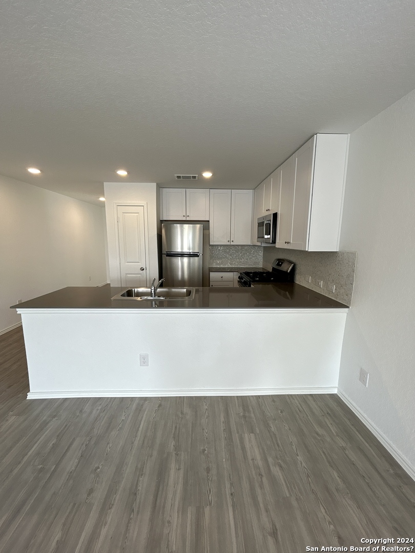 6038 Companion Loop Bulverde, TX 78163 - Photo 6 of 36